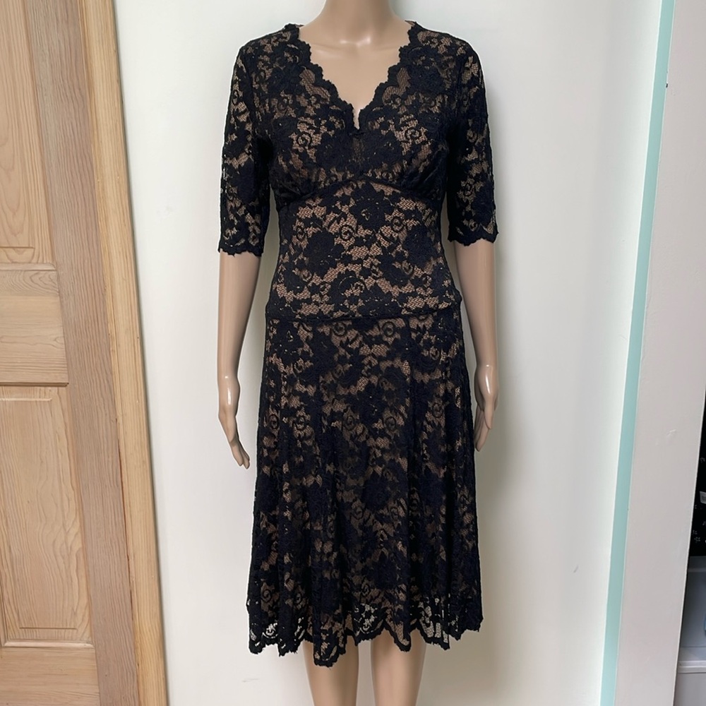 Cabi formal black lace dress size medium short sleeves
